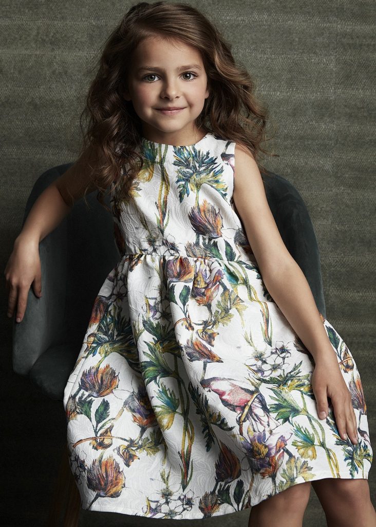 uk en puck, creatie, meisjeskleding, meisjesmama, girlslabel, meisjesjurk, romantische meisjeskleding uk en puck, creatie, meisjeskleding, meisjesmama, girlslabel, meisjesjurk, romantische meisjeskleding